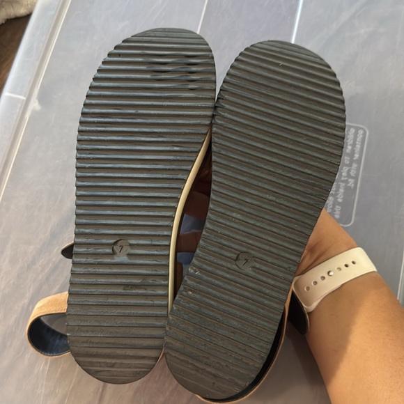 Aquatalia | Suede Leather Platform Sandals size 7 - Picture 7 of 8